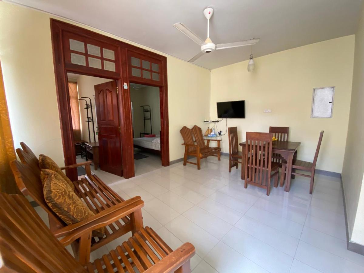 Diwan Apartment & Chalet Коломбо Экстерьер фото